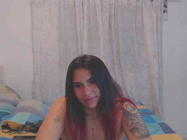 cristalbigass webcam