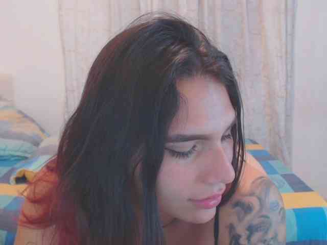 cristalbigass webcam
