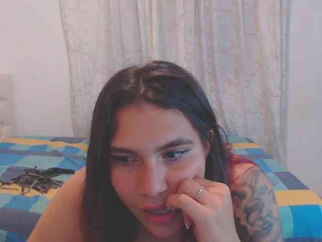 cristalbigass webcam
