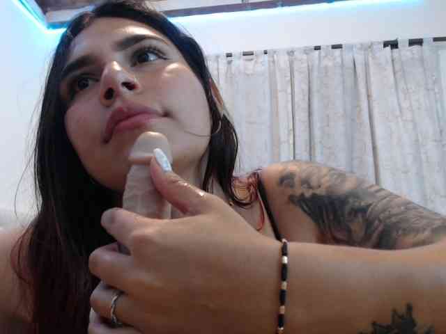 cristalbigass webcam