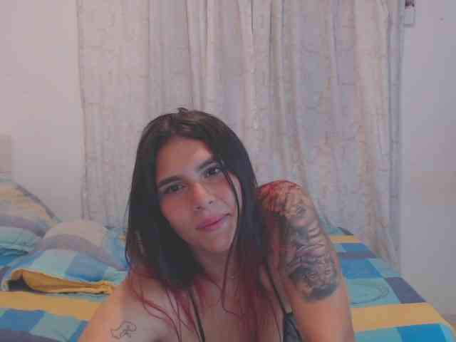 cristalbigass webcam