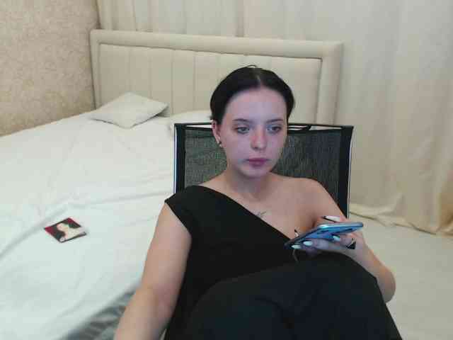 KristiSilk webcam