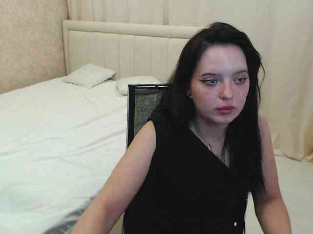 KristiSilk webcam