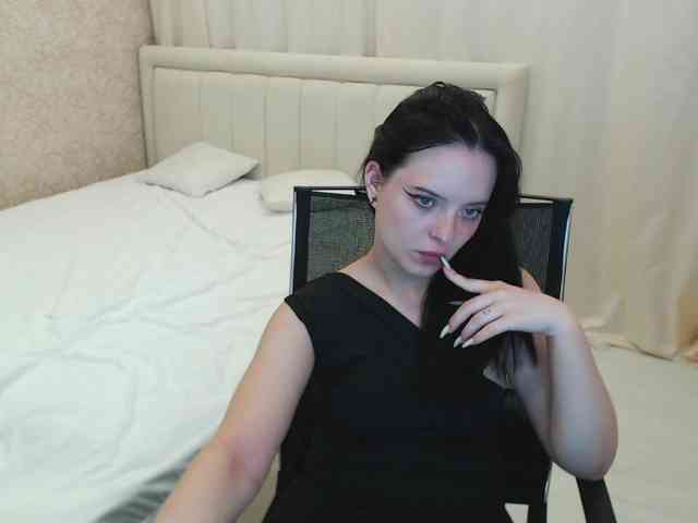 KristiSilk webcam
