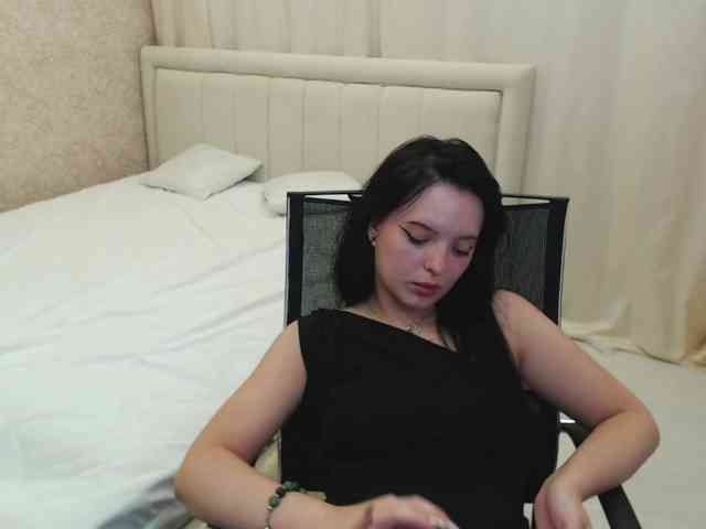 KristiSilk webcam