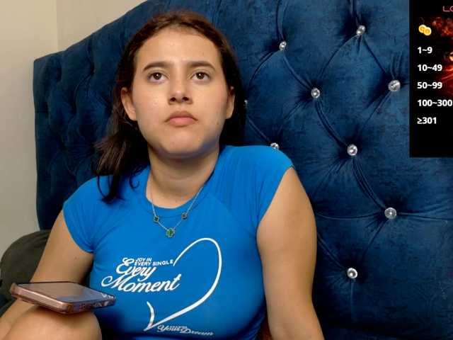 vikysexy28a's BongaCams show and profile