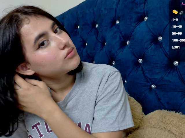 vikysexy28a's BongaCams show and profile