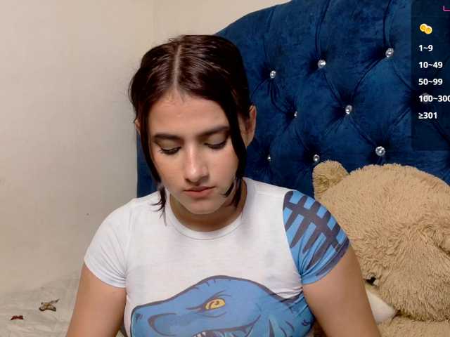 vikysexy28a's BongaCams show and profile