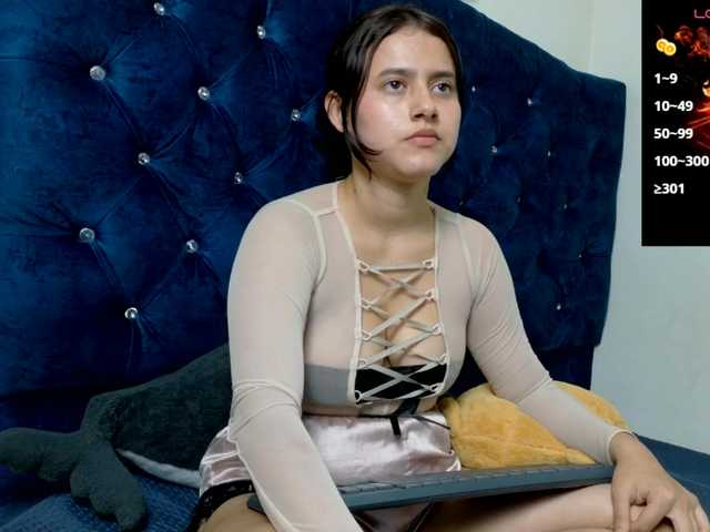 vikysexy28a's BongaCams show and profile