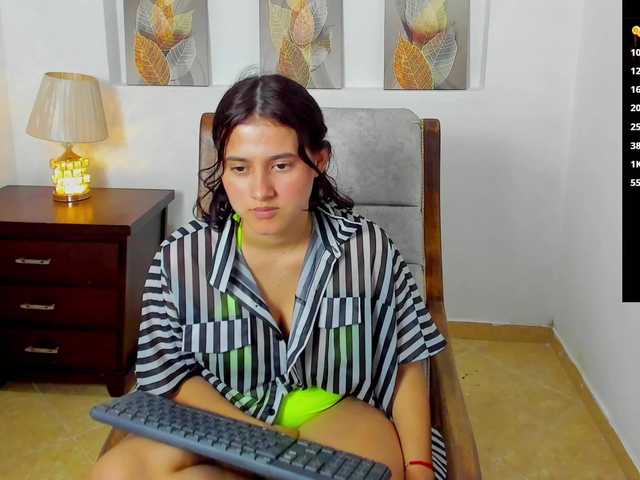 vikysexy28a's BongaCams show and profile