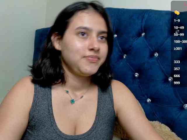 vikysexy28a webcam