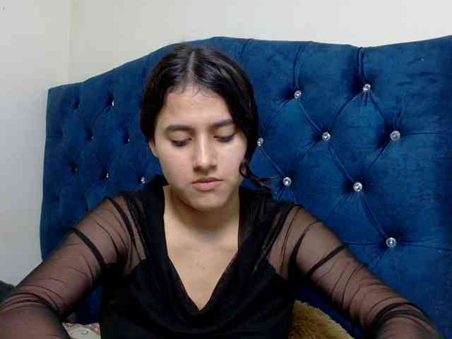 vikysexy28a webcam