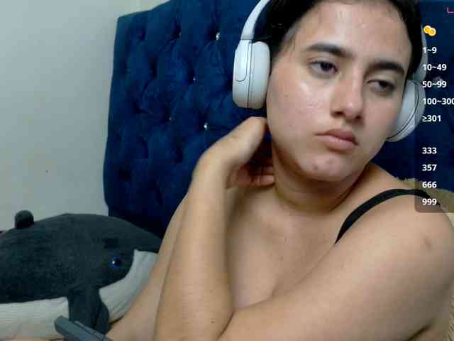 vikysexy28a webcam