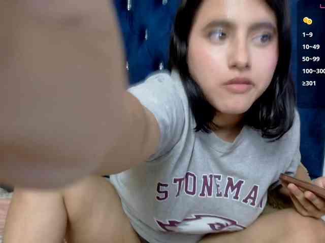 vikysexy28a webcam