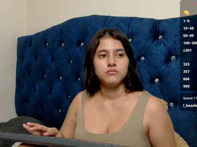 vikysexy28a webcam