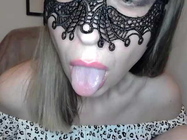 facefuckNchill69's BongaCams show and profile