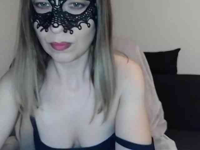 facefuckNchill69 webcam