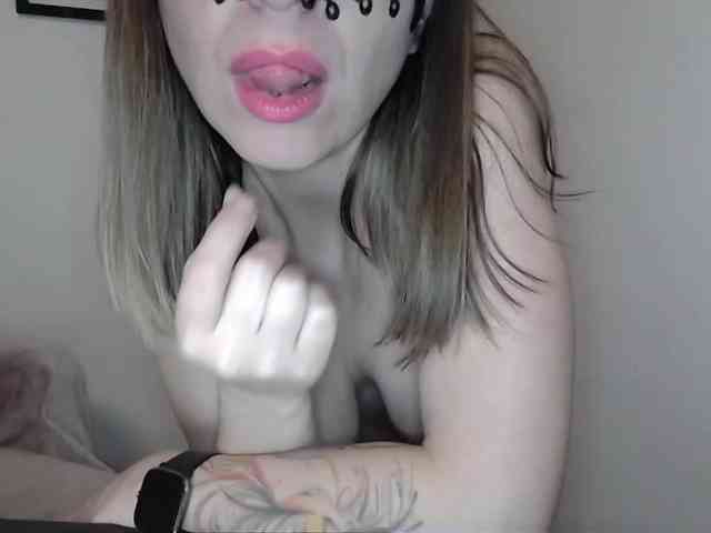 facefuckNchill69 webcam