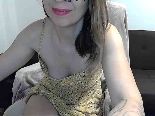 facefuckNchill69 webcam