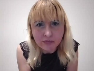 Lady_in_Red Porn Show