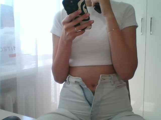 eysha webcam