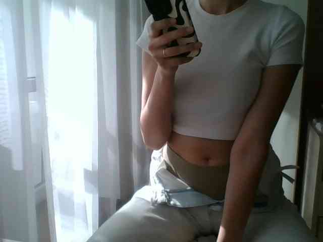eysha Live Webcam on BongaCams