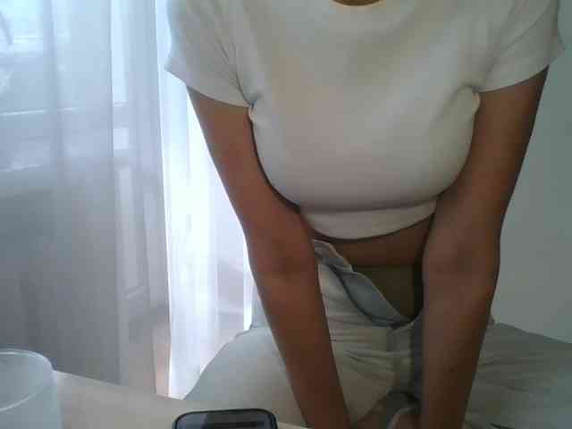 eysha webcam