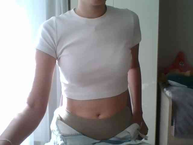eysha Live Webcam on BongaCams