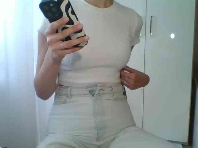 eysha webcam