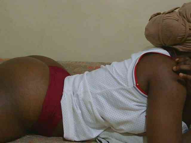Freaky-amina webcam