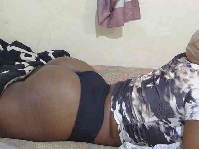 Freaky-amina webcam