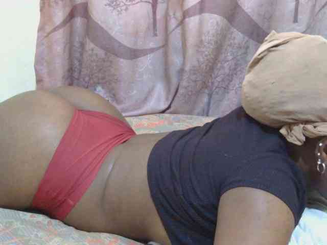 Freaky-amina webcam