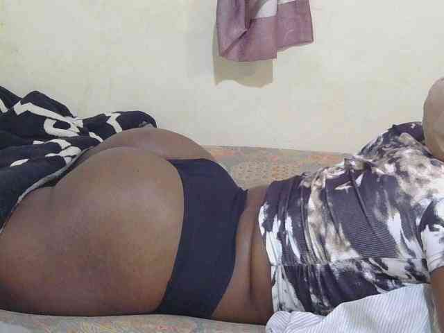 Freaky-amina webcam