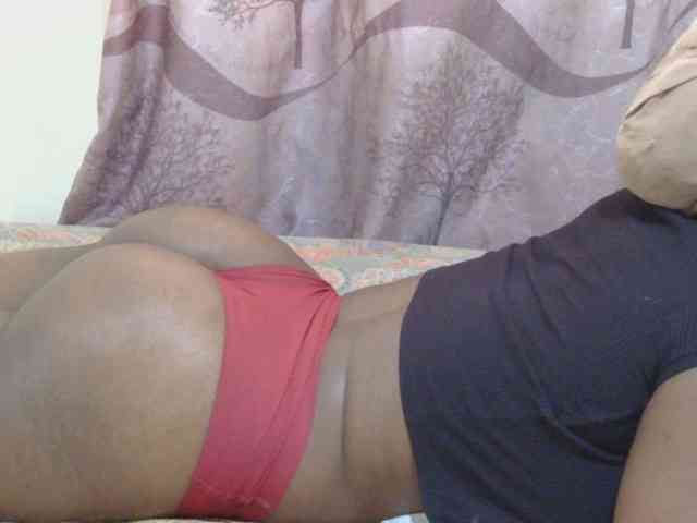Freaky-amina webcam