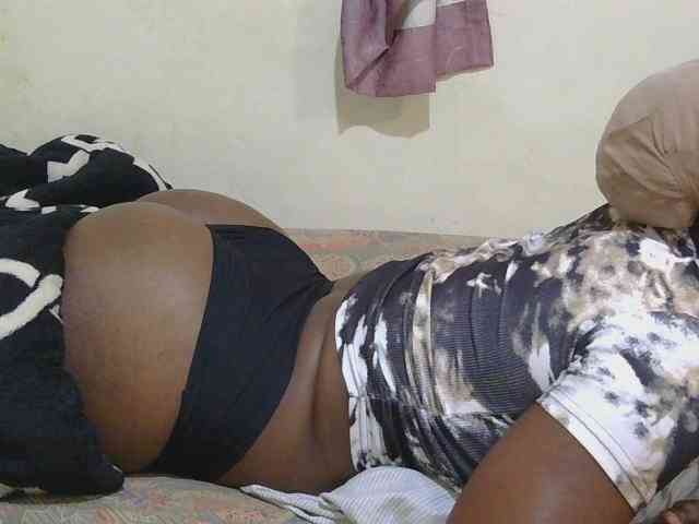 private chatroom Freaky-amina