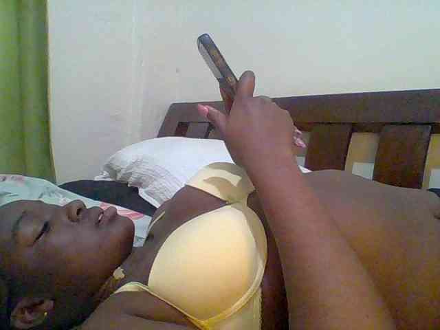 cute-barbie webcam
