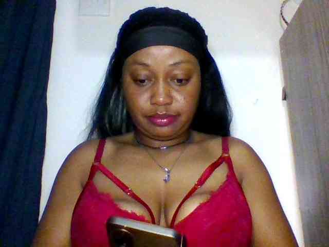 Sweetbunnypus Live Webcam on BongaCams