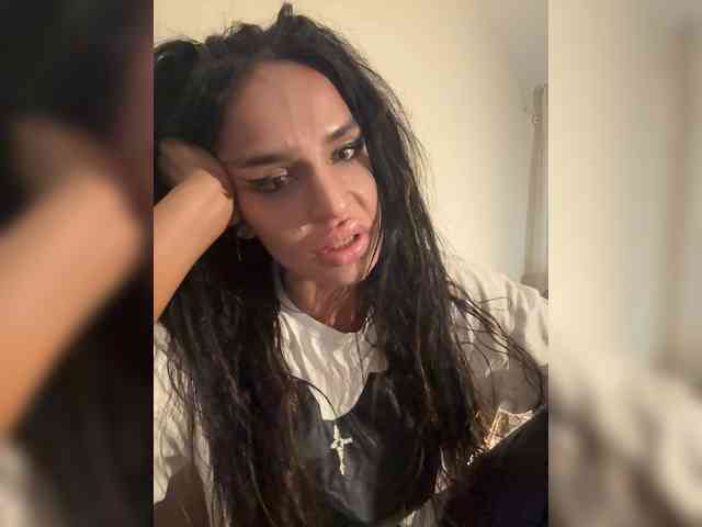 NOT_Bellucci webcam