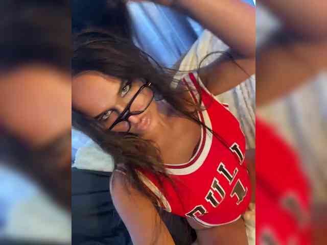 NOT_Bellucci webcam