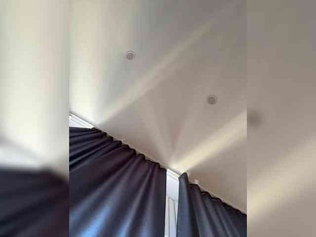 NOT_Bellucci webcam
