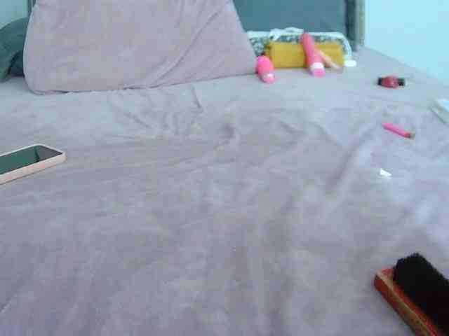 LolaDoll4 webcam