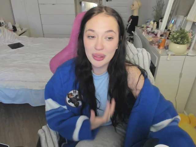 pickmedepartment's BongaCams show and profile