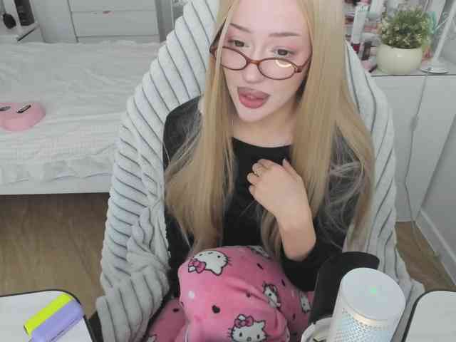 pickmedepartment webcam