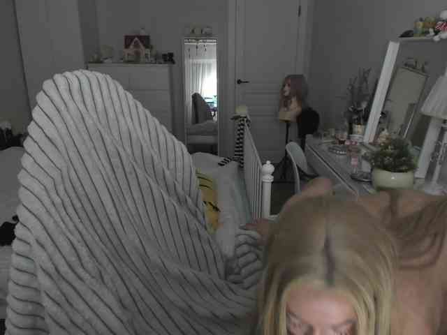 pickmedepartment webcam