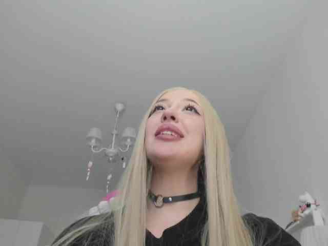 pickmedepartment webcam