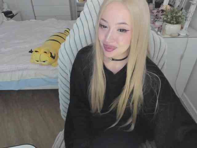 pickmedepartment webcam