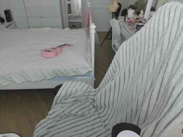 pickmedepartment webcam