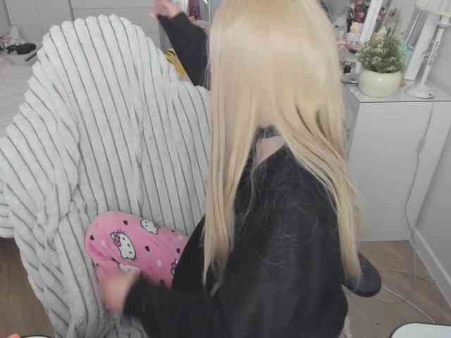 pickmedepartment webcam