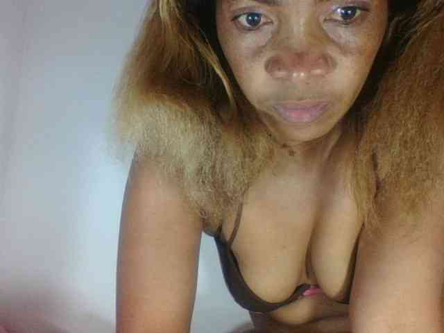 Zarah1 webcam