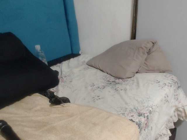 Sheila80's BongaCams show and profile